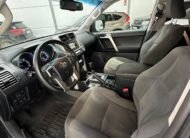 TOYOTA LAND CRUISER 3.0 D4D VX