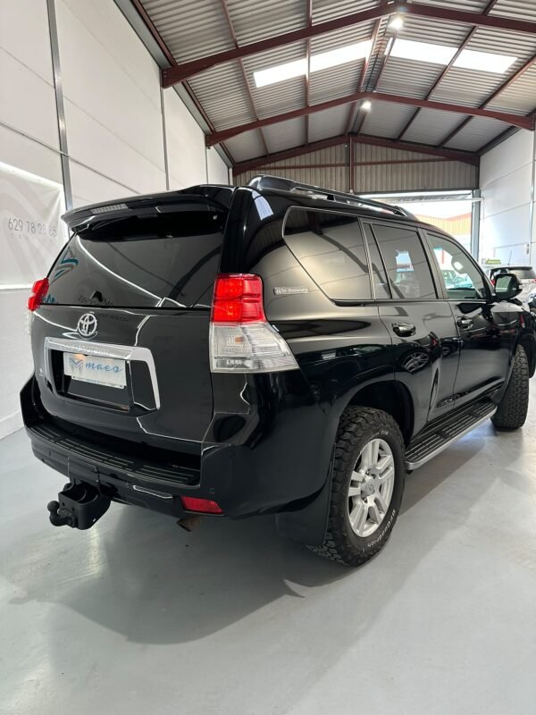 TOYOTA LAND CRUISER 3.0 D4D VX