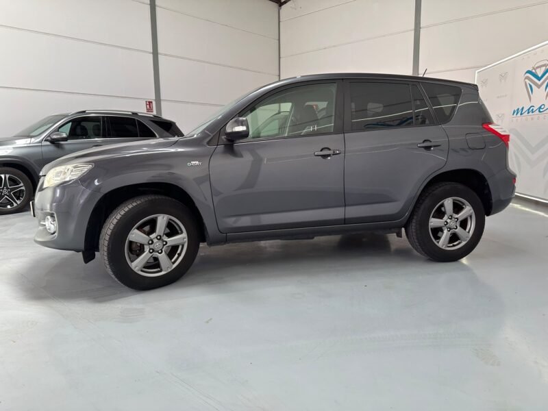 TOYOTA RAV 4 150D AWD Advance