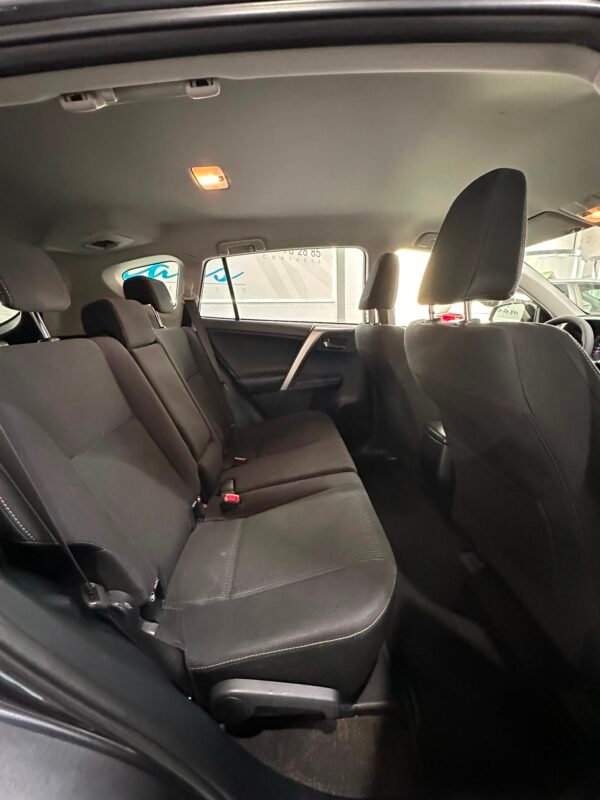 TOYOTA RAV 4 150D AWD Advance