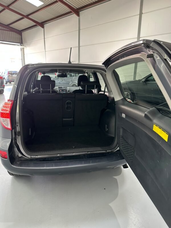 TOYOTA RAV 4 150D AWD Advance