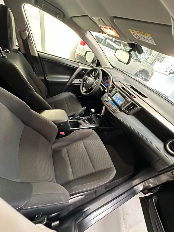 TOYOTA RAV 4 150D AWD Advance