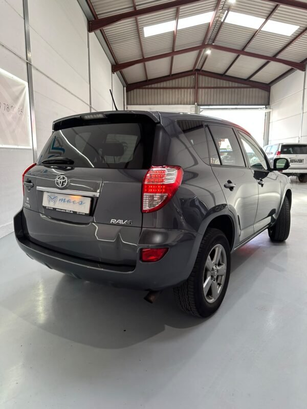 TOYOTA RAV 4 150D AWD Advance