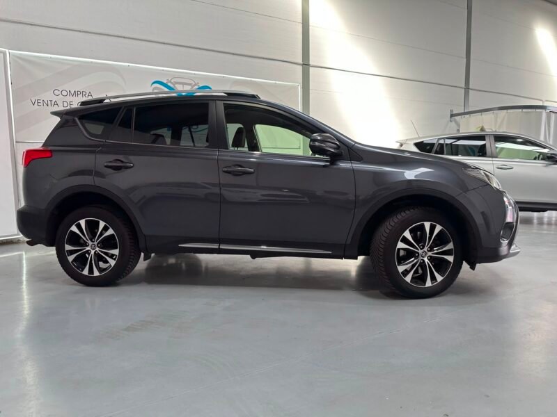 TOYOTA RAV 4 150D AWD Advance
