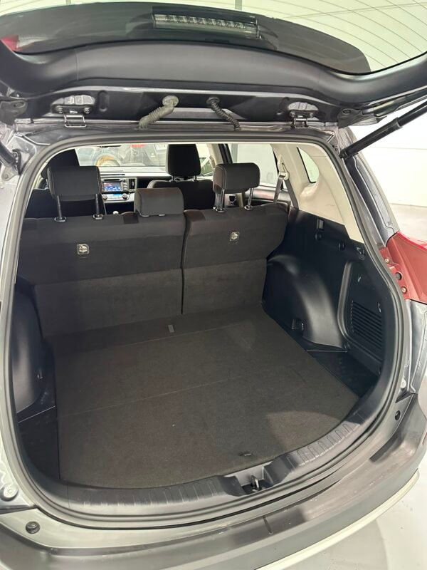 TOYOTA RAV 4 150D AWD Advance