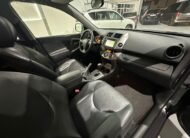 TOYOTA RAV 4 2.2D-CAT Executive 4×4 CS AutoDrive