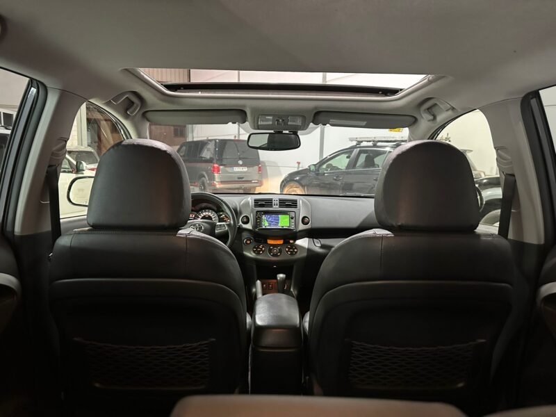 TOYOTA RAV 4 2.2D-CAT Executive 4×4 CS AutoDrive