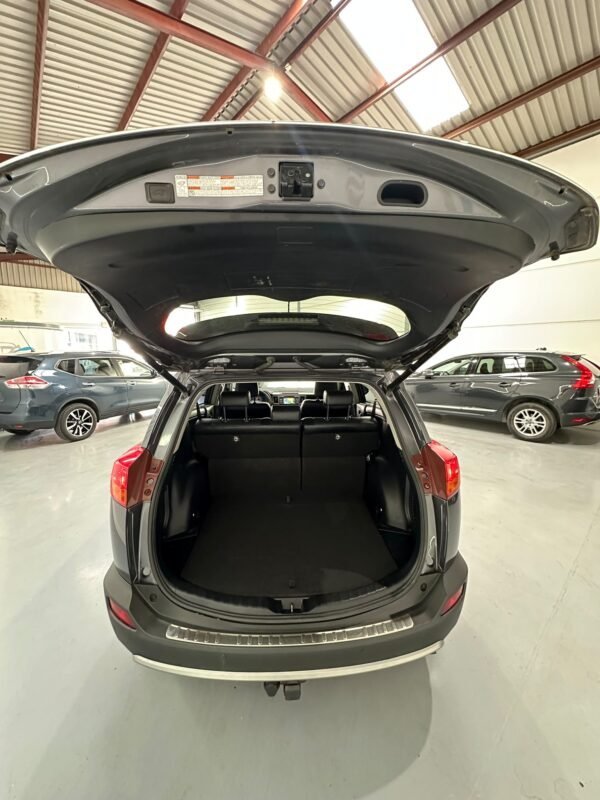 TOYOTA RAV 4 150D AWD Advance