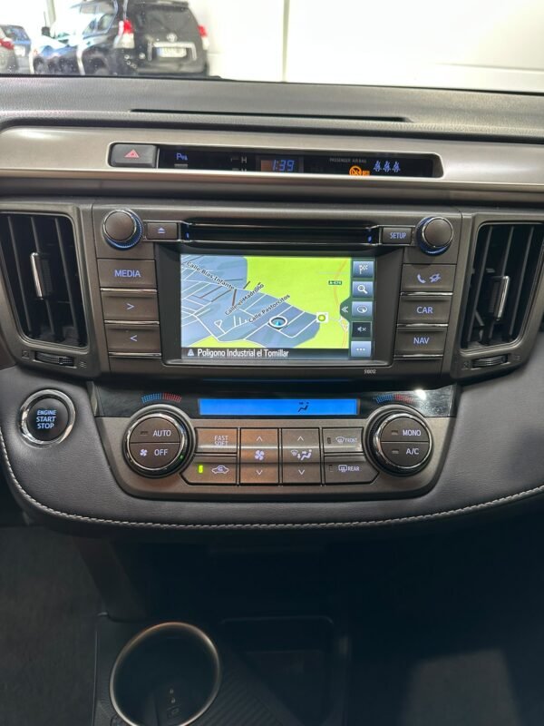TOYOTA RAV 4 150D AWD Advance